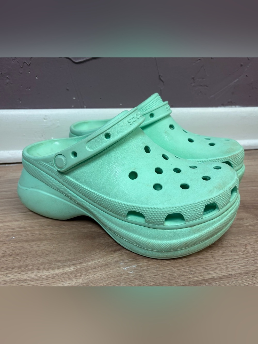 Bae platform crocs - mint green